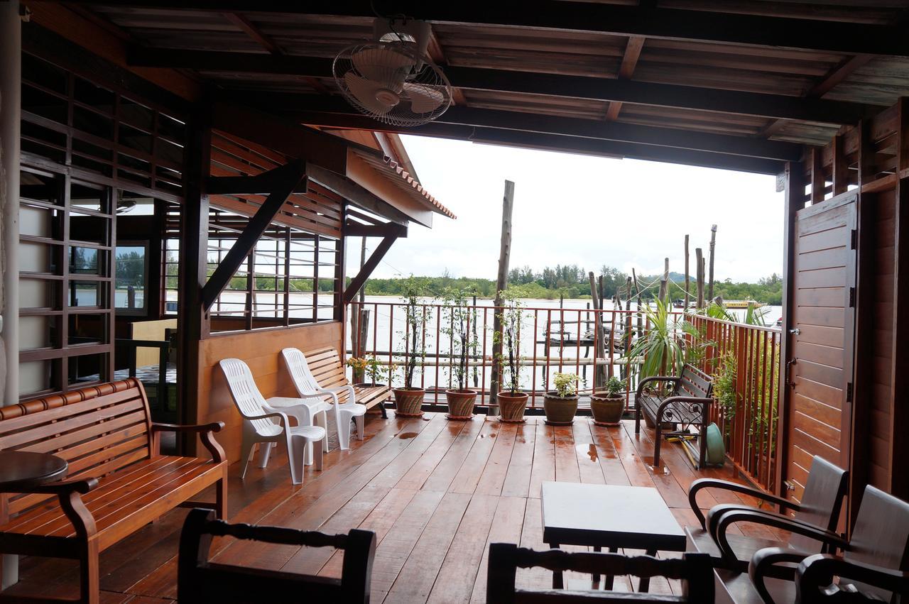 At Pier Hostel Lanta Koh Lanta Bagian luar foto
