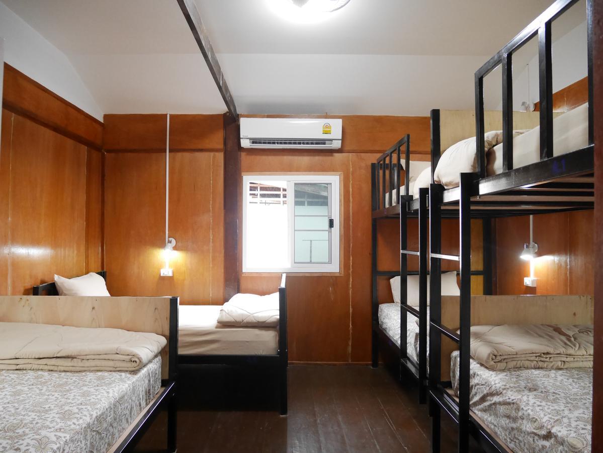 At Pier Hostel Lanta Koh Lanta Bagian luar foto