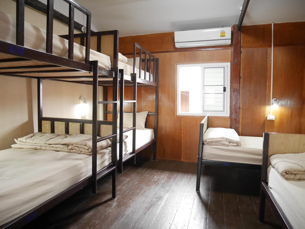 At Pier Hostel Lanta Koh Lanta Bagian luar foto