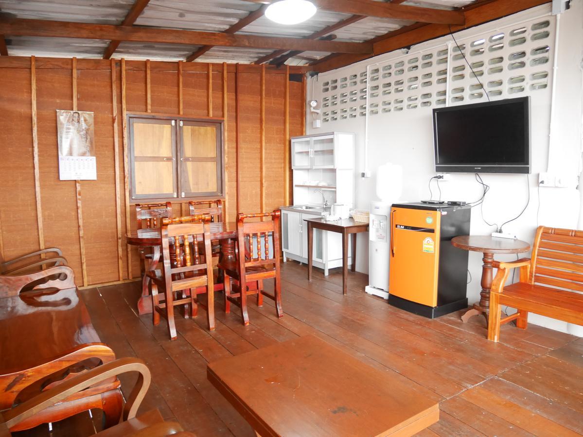 At Pier Hostel Lanta Koh Lanta Bagian luar foto
