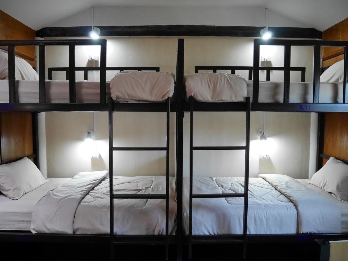 At Pier Hostel Lanta Koh Lanta Bagian luar foto
